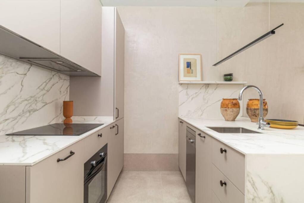 マドリードApartamento Exclusivo En Neptunoアパートメント エクステリア 写真